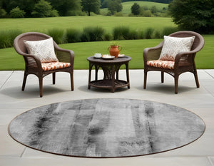 Homeroots 3' Washable Non-skid Indoor Outdoor Area Rug – Stylish Stain Resistant Design For Family Spaces Gray Polyester 561656