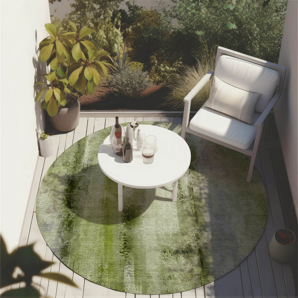 Homeroots 8' Round Sage Round Washable Non Skid Indoor Outdoor Area Rug Sage Polyester 561674