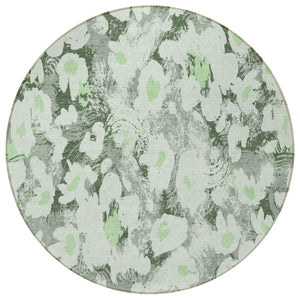 Homeroots 8' Round Artichoke Green Round Floral Washable Non Skid Indoor Outdoor Area Rug Aloe Polyester 561701