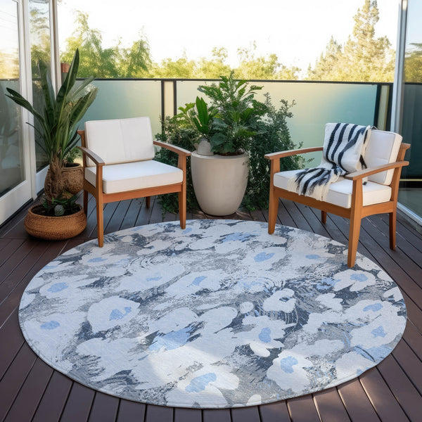Homeroots 8' Round Denim Blue Round Floral Washable Non Skid Indoor Outdoor Area Rug Denim Polyester 561710