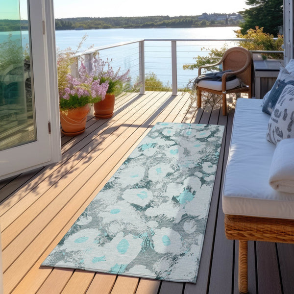 Homeroots 9' X 12' Floral Washable Stain Resistant Non-skid Indoor Outdoor Area Rug For Family-friendly Spaces Teal Polyester 561733