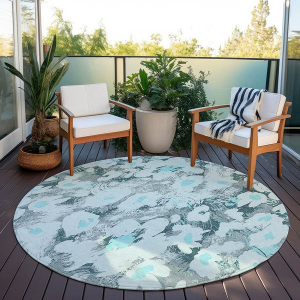 Homeroots 8' Round Teal Round Floral Washable Non Skid Indoor Outdoor Area Rug Teal Polyester 561737