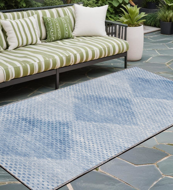 Homeroots 8' Runner Blue Geometric Washable Non Skid Indoor Outdoor Runner Rug Blue Polyester 561742