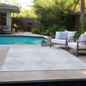 Homeroots 8' X 10' Ivory Geometric Washable Non Skid Indoor Outdoor Area Rug Ivory Polyester 561765