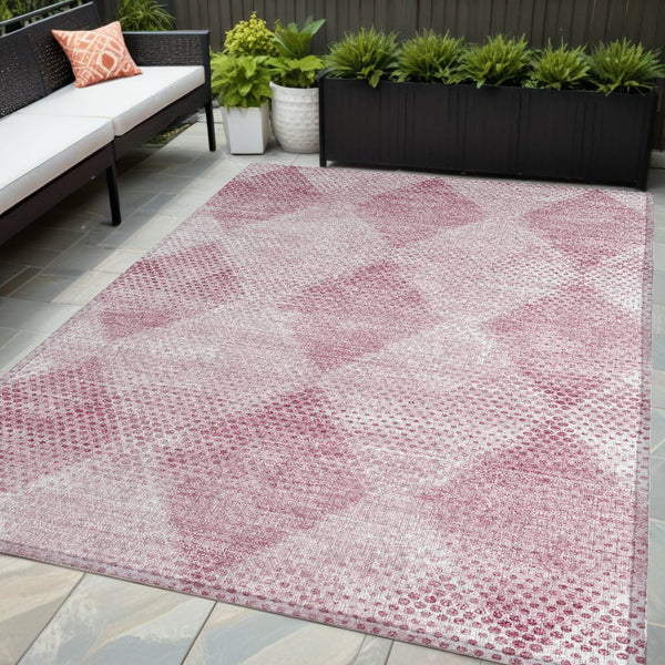 Homeroots 3' X 5' Geometric Washable Non-skid Area Rug For Indoor And Outdoor Spaces - Stain Resistant Charm Merlot Polyester 561781