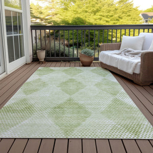 Homeroots 3' X 5' Geometric Washable Non-skid Area Rug For Indoor And Outdoor Spaces - Stain Resistant Charm Mint Polyester 561790