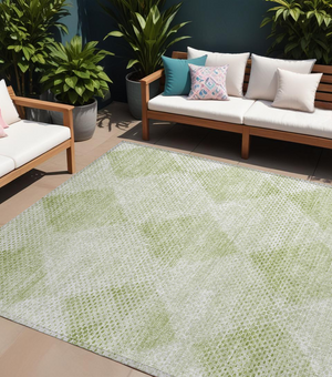 Homeroots 8' X 10' Mint Green Geometric Washable Non Skid Indoor Outdoor Area Rug Mint Polyester 561792