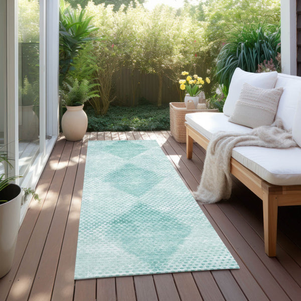 Homeroots 3' X 5' Geometric Washable Non-skid Area Rug For Indoor And Outdoor Spaces - Stain Resistant Charm Teal Polyester 561796