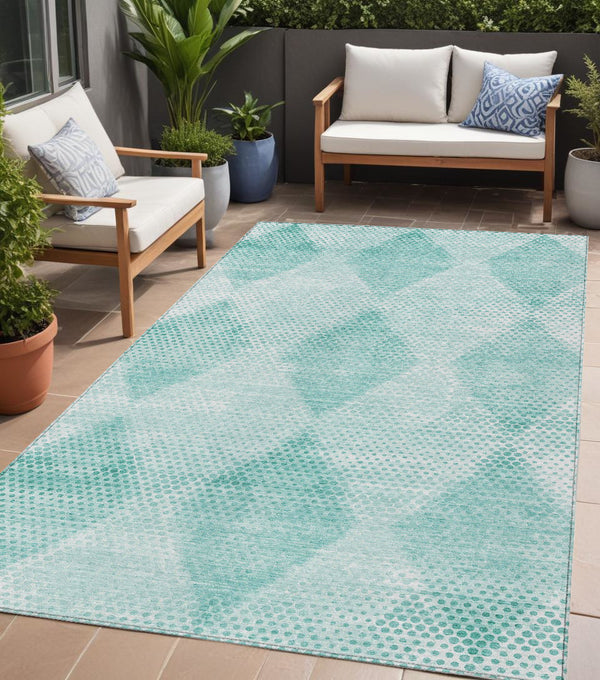 Homeroots 3' X 5' Geometric Washable Non-skid Area Rug For Indoor And Outdoor Spaces - Stain Resistant Charm Teal Polyester 561799