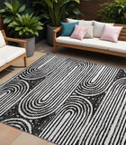 Homeroots 9' X 12' Black And White Abstract Washable Non Skid Indoor Outdoor Area Rug Black Polyester 561811