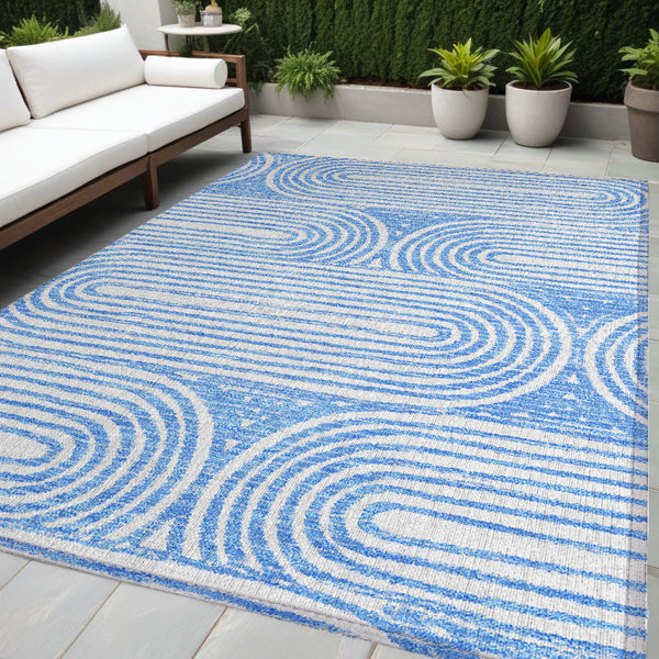 Homeroots 3' X 5' Stylish Abstract Washable Non-skid Area Rug For Indoor And Outdoor Use, Stain Resistant Blue Polyester 561817