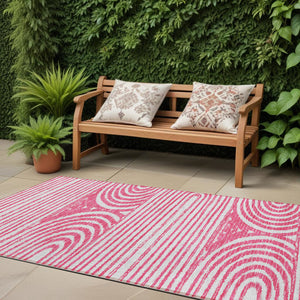 Homeroots 3' X 5' Stylish Abstract Washable Non-skid Area Rug For Indoor And Outdoor Use, Stain Resistant Blush Polyester 561823