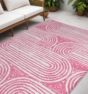 Homeroots 3' X 5' Stylish Abstract Washable Non-skid Area Rug For Indoor And Outdoor Use, Stain Resistant Blush Polyester 561826