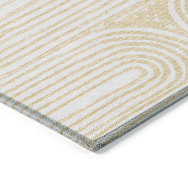 Homeroots 3' X 5' Stylish Abstract Washable Non-skid Area Rug For Indoor And Outdoor Use, Stain Resistant Gold Polyester 561836