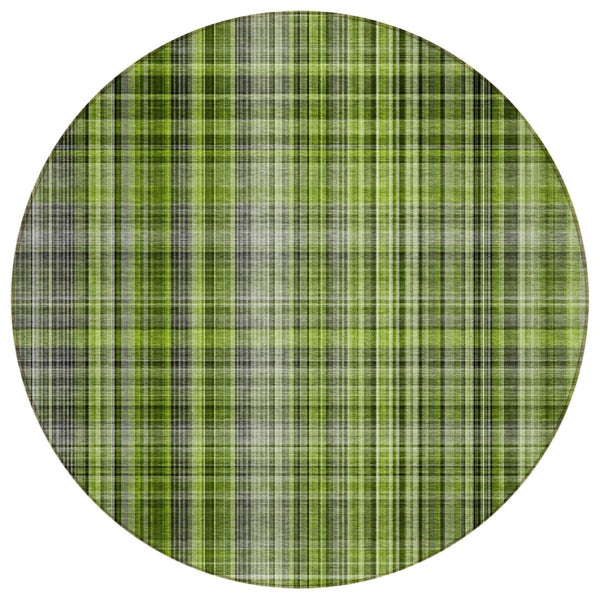 HomeRoots 5' X 8' Classic Plaid Washable Non-Skid Area Rug for Indoor & Outdoor Spaces – Durable & Stylish Green 561881
