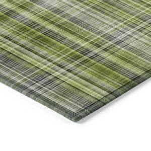 Homeroots 2' Stylish Plaid Washable Non-skid Indoor Outdoor Area Rug For Kids And Pets In Chic Design Green Polyester 561881