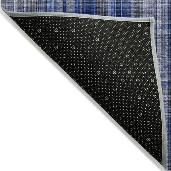 Homeroots 2' Stylish Plaid Washable Non-skid Indoor Outdoor Area Rug For Kids And Pets In Chic Design Navy Polyester 561890