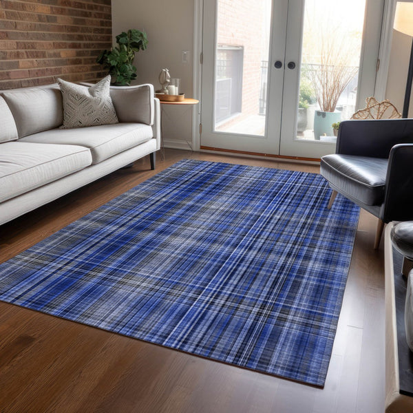 Homeroots 2' Stylish Plaid Washable Non-skid Indoor Outdoor Area Rug For Kids And Pets In Chic Design Navy Polyester 561892