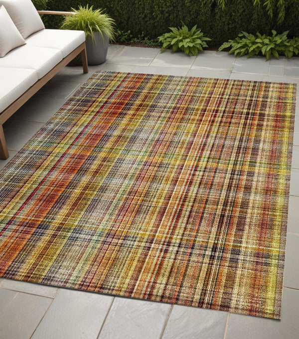 Homeroots 2' Stylish Plaid Washable Non-skid Indoor Outdoor Area Rug For Kids And Pets In Chic Design Paprika Polyester 561898