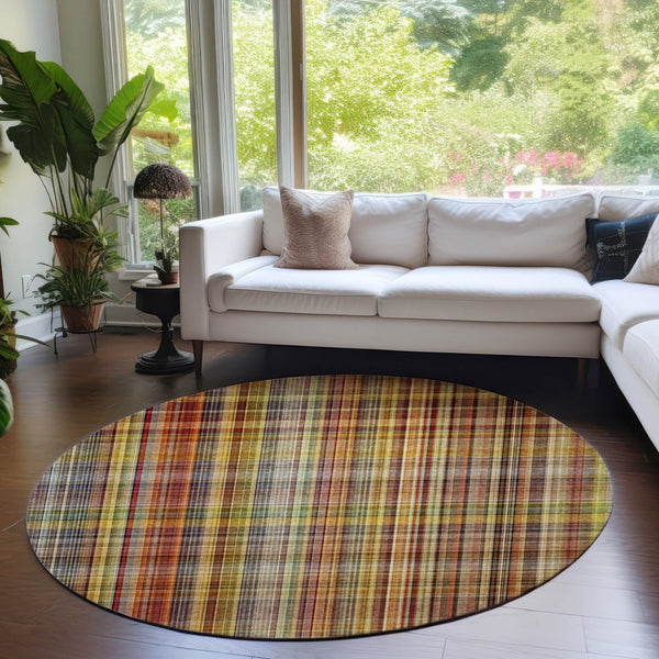 Homeroots 2' Stylish Plaid Washable Non-skid Indoor Outdoor Area Rug For Kids And Pets In Chic Design Paprika Polyester 561899