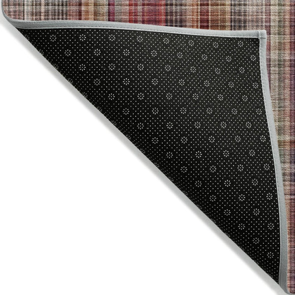 HomeRoots 5' X 8' Classic Plaid Washable Non-Skid Area Rug for Indoor & Outdoor Spaces – Durable & Stylish Red 561919