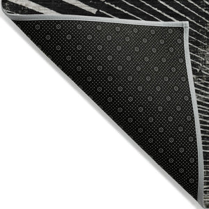 Homeroots 3' Abstract Washable Indoor Outdoor Area Rug – Stylish, Durable, And Stain-resistant For Any Space Black Polyester 561953