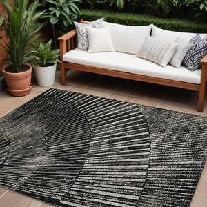Homeroots 3' Abstract Washable Indoor Outdoor Area Rug – Stylish, Durable, And Stain-resistant For Any Space Black Polyester 561955