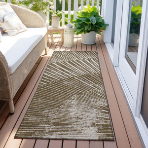 Homeroots 8' Runner Chocolate Abstract Washable Non Skid Indoor Outdoor Runner Rug Chocolate Polyester 561958