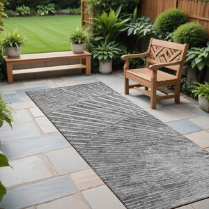 Homeroots 8' Runner Gray And Ivory Abstract Washable Non Skid Indoor Outdoor Runner Rug Gray Polyester 561967