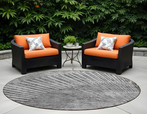 Homeroots 3' Abstract Washable Indoor Outdoor Area Rug – Stylish, Durable, And Stain-resistant For Any Space Gray Polyester 561971