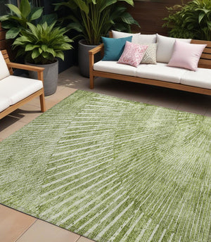 Homeroots 8' X 10' Sage Abstract Washable Non Skid Indoor Outdoor Area Rug Sage Polyester 561990