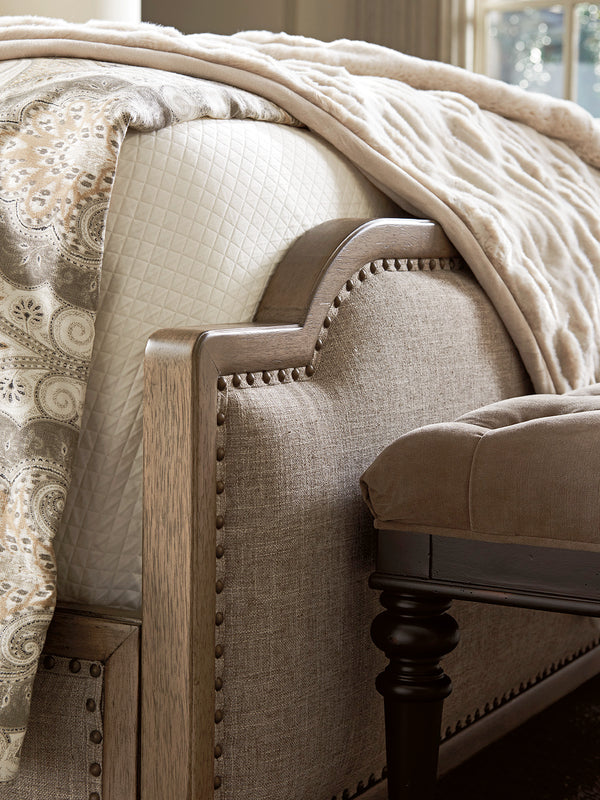 Lexington Tommy Bahama Home Stone Harbour Upholstered Bed – Embrace Casual Sophistication With Elegant Design And Comfort Hatteras Gray  561-144c