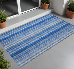 Homeroots 3' Blue Striped Washable Non-skid Area Rug - Stylish, Stain Resistant For Indoor Or Outdoor Use 3' X 5' Polyester 562023