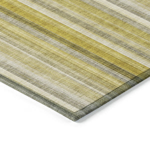 Homeroots 8' Round Gold Round Striped Washable Non Skid Indoor Outdoor Area Rug Gold Polyester 562034