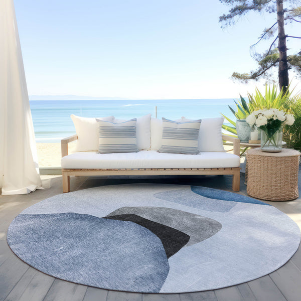 Homeroots 8' Round Blue Gray And Black Round Abstract Washable Non Skid Indoor Outdoor Area Rug Blue Polyester 562169