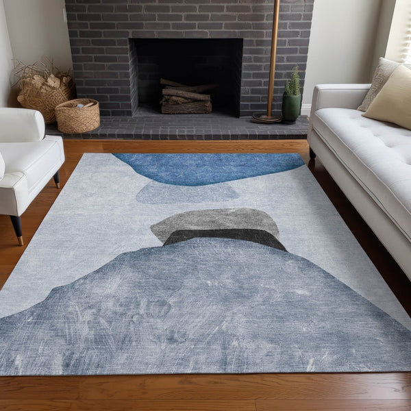 HomeRoots 5' Modern Abstract Gray and Black Washable Non-Skid Area Rug for Indoor and Outdoor Use, 60" x 90" Blue 562170