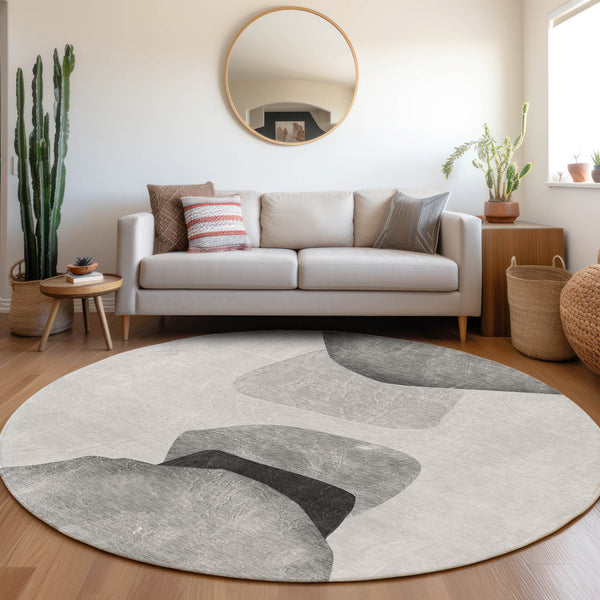Homeroots 8' Round Gray And Black Round Abstract Washable Non Skid Indoor Outdoor Area Rug Gray Polyester 562187