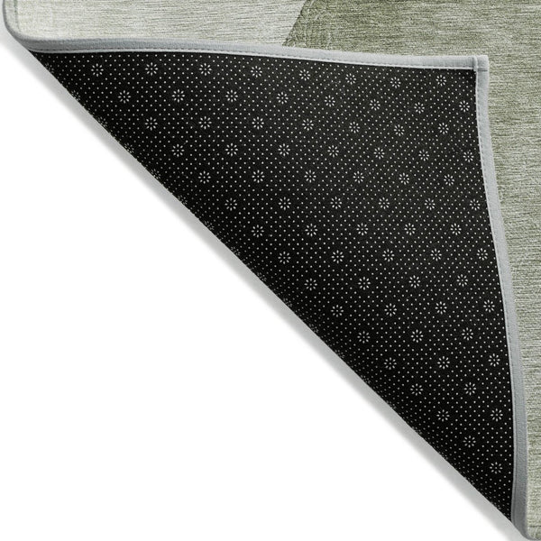 HomeRoots 5' Modern Abstract Gray and Black Washable Non-Skid Area Rug for Indoor and Outdoor Use, 60" x 90" 5' X 8' 562195