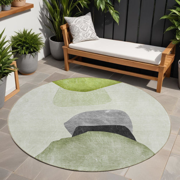Homeroots 8' Round Green Black And Gray Round Abstract Washable Non Skid Indoor Outdoor Area Rug Green Polyester 562196