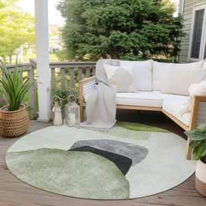 Homeroots 8' Round Green Black And Gray Round Abstract Washable Non Skid Indoor Outdoor Area Rug Green Polyester 562196