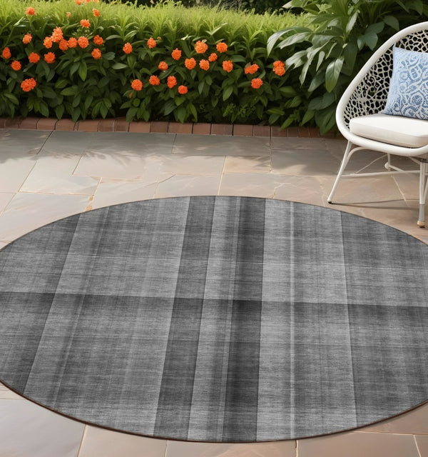 HomeRoots 5' Blue Plaid Washable Area Rug - Stylish, Non-Skid Design for Indoor and Outdoor Living Spaces 8' Round 562223