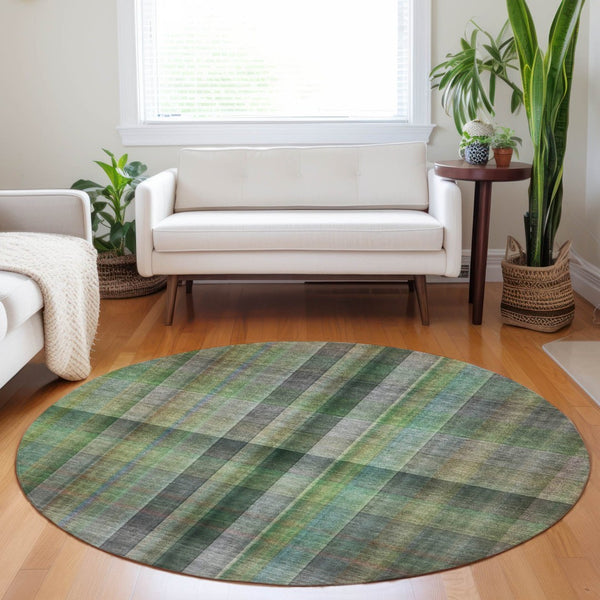 HomeRoots 5' Blue Plaid Washable Area Rug - Stylish, Non-Skid Design for Indoor and Outdoor Living Spaces 8' Round 562232