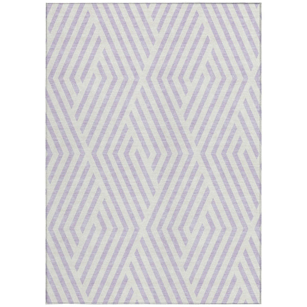 HomeRoots 5' Black and White Geometric Washable Area Rug - Stylish Non-Skid Design for Indoor & Outdoor Use 8' X 10' 562314
