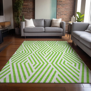 HomeRoots 5' Black and White Geometric Washable Area Rug - Stylish Non-Skid Design for Indoor & Outdoor Use 8' X 10' 562323