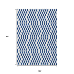 HomeRoots 5' Black and White Geometric Washable Area Rug - Stylish Non-Skid Design for Indoor & Outdoor Use 10' X 14' 562334