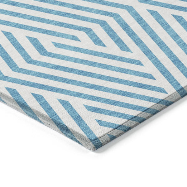 HomeRoots 5' Black and White Geometric Washable Area Rug - Stylish Non-Skid Design for Indoor & Outdoor Use 10' X 14' 562388