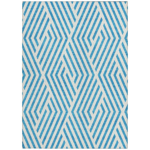 HomeRoots 5' Black and White Geometric Washable Area Rug - Stylish Non-Skid Design for Indoor & Outdoor Use 10' X 14' 562388