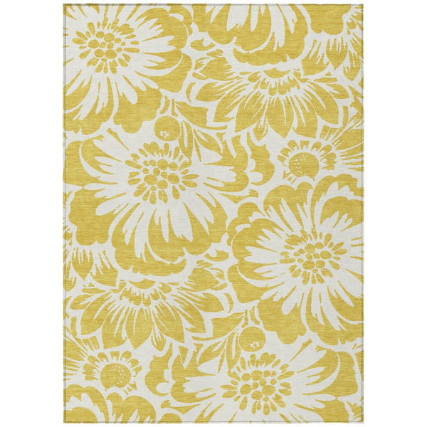 HomeRoots 5' Green and Ivory Floral Area Rug – Stylish, Washable, Non-Skid Design Perfect for Indoor & Outdoor Use 5' X 8' 562447