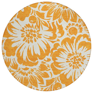 HomeRoots 5' Green and Ivory Floral Area Rug – Stylish, Washable, Non-Skid Design Perfect for Indoor & Outdoor Use 8' Round 562493