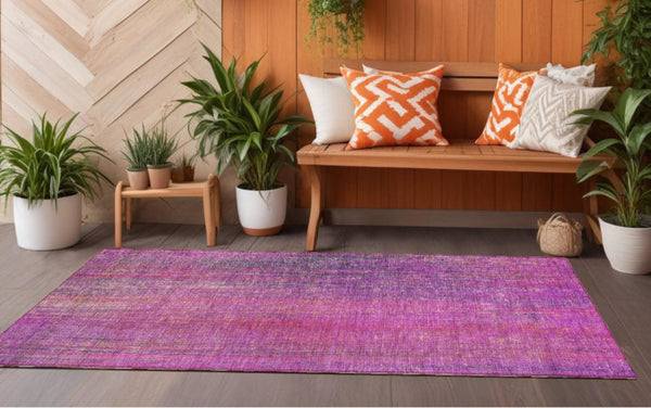 Homeroots 5' Blue Striped Washable Non-skid Area Rug - Perfect For Indoor & Outdoor Spaces, Stain Resistant Style Lilac Polyester 562597